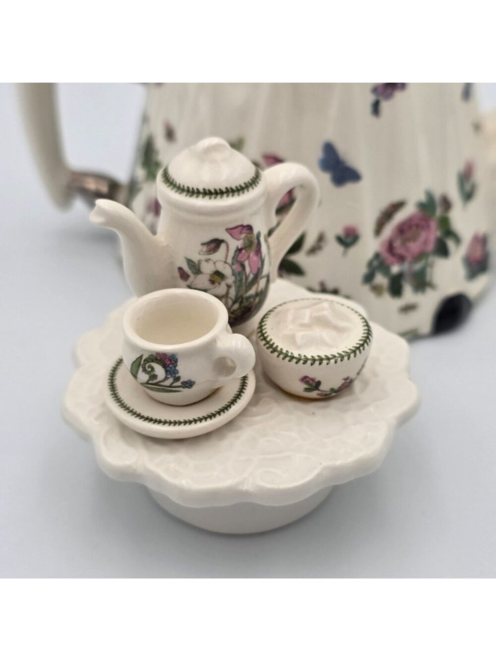 Miniature Portmeirion Botanic Garden Victorian Teapot Topper Floral Butterfly - Picture 4 of 10